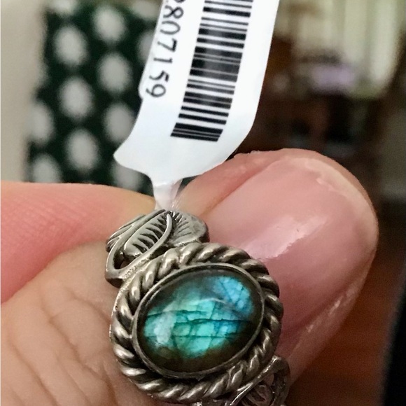 Sterling Silver Laboradorite Gemstone Ring - Picture 2 of 2